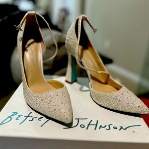 Never worn in box Betsy Johnson pearled pumps. Will negotiate.